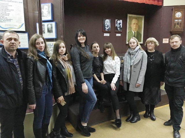 Фото на згадку буля стола С.Рудницького